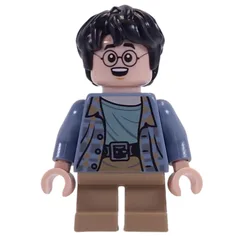 Harry Potter, Sand Blue Shirt, Short Dark Tan Legs, Excited