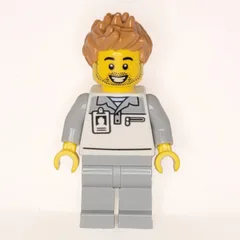 Garage Worker, White/Light Bluish Grey Suit, Medium Nougat Hair