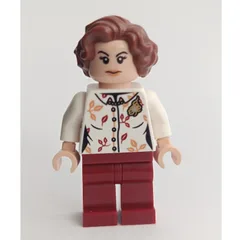Petunia Dursley, White Shirt