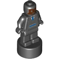 Minifig Trophy Statuette, Ravenclaw Student, Black Hair, Reddish Brown Face Print, Black